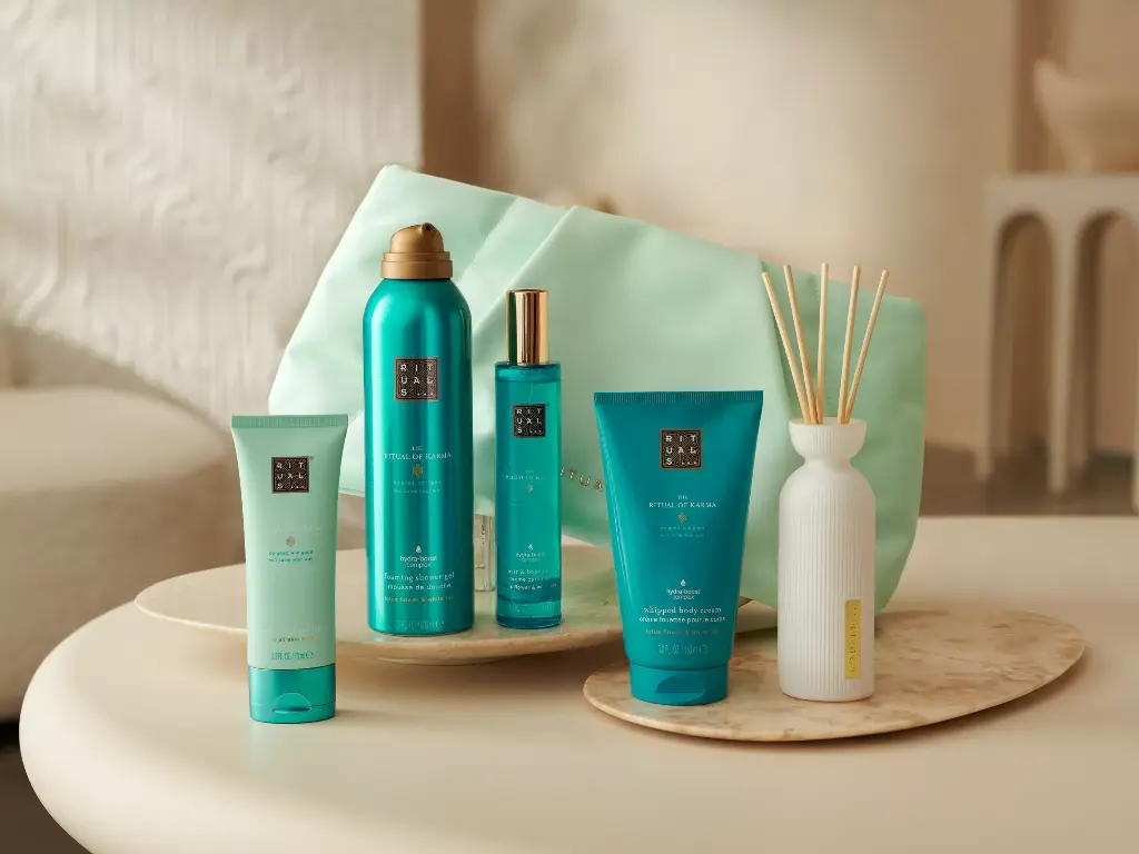 1122149-rituals-q426046-karma-large-giftset-2026_4-by-3 (1).webp
